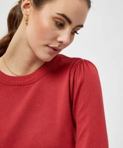 Minus MERSIN Pullover Berry Red Femme 9 Minus MERSIN Pullover Berry Red Femme -SOLDES D'ÉTÉ - Minus Fashion b7f3ee710c7f471d82fd3899dbf9b2d6