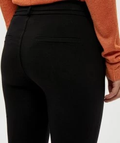 Minus Femme CARMA Chino Black 9 Minus Femme CARMA Chino Black -SOLDES D'ÉTÉ - Minus Fashion b853109ced8245f4ad33a742ff2ee25b