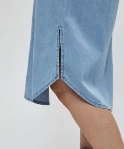 Minus Femme NIKIA Jupe Trapèze Powder Blue -SOLDES D'ÉTÉ - Minus Fashion bb8f16231a5246cdad120ab20542111f