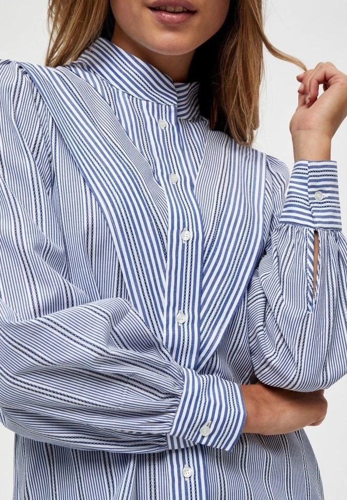 Minus Femme Chemisier Dark Pasific Blue Stripes 6 Minus Femme Chemisier Dark Pasific Blue Stripes – Image 4