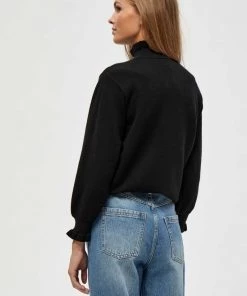 Minus CECELINE Pullover Black Femme -SOLDES D'ÉTÉ - Minus Fashion bd2059cc5d654242bace9e641dd25da0