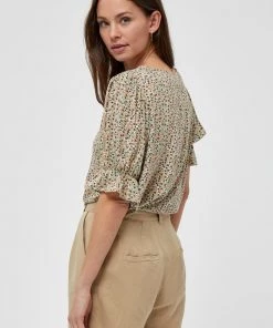 Minus Femme MINA Blouse Matcha Flower Print -SOLDES D'ÉTÉ - Minus Fashion bdb69f953d0040f9bd64f32b14636c18