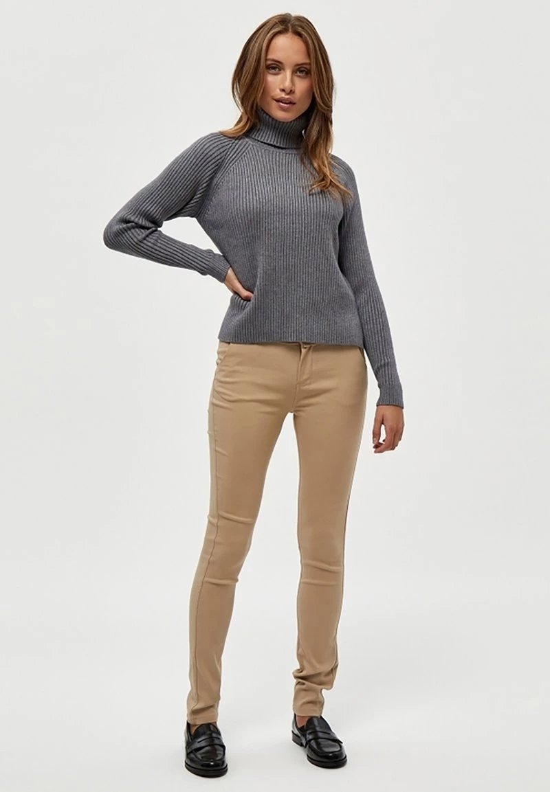 Minus Pullover Light Grey Melange Femme 4 Minus Pullover Light Grey Melange Femme – Image 2