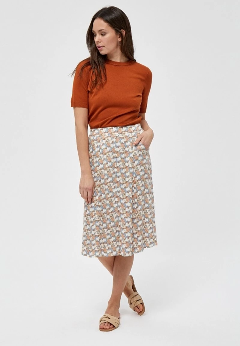 Minus Femme PAMELA T Shirt Basique Burned Hazel 4 Minus Femme PAMELA T Shirt Basique Burned Hazel – Image 2