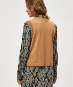 Minus AUGUSTA Veste Sans Manches Almond Melange Femme 8 Minus AUGUSTA Veste Sans Manches Almond Melange Femme -SOLDES D'ÉTÉ - Minus Fashion c1bd96a6366d4db6999b1fdc6becf70c