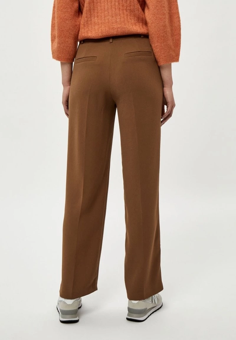 Minus ILSA Pantalon Classique Teak Femme 5 Minus ILSA Pantalon Classique Teak Femme – Image 3