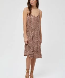 Minus Robe De Jour Hazel Sea Shell Print Femme 8 Minus Robe De Jour Hazel Sea Shell Print Femme -SOLDES D'ÉTÉ - Minus Fashion c4ddd1733224462db545e0cc14e91127