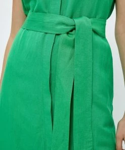 Minus MARLY Robe Chemise Apple Green Femme -SOLDES D'ÉTÉ - Minus Fashion c5f2e662a81a442ab4af85818118e5f3