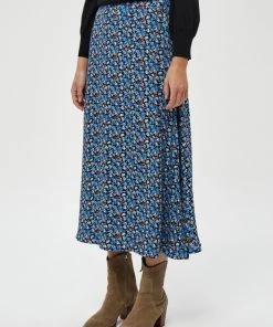 Minus Femme YOLANA Jupe Trapèze Blue Flower Print -SOLDES D'ÉTÉ - Minus Fashion cb6af2d8b4f14b74bcab257275fc6517