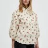 Minus Femme JENA Chemisier Broken White Flower Print -SOLDES D'ÉTÉ - Minus Fashion ccfa4a869ca14bb3addc49d1a97fc504