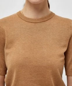 Minus Femme PAMELA T Shirt Basique Almond Melange 10 Minus Femme PAMELA T Shirt Basique Almond Melange -SOLDES D'ÉTÉ - Minus Fashion ce0bb73c259e4793b272e214b43eae07