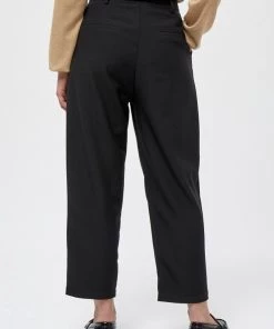 Minus Femme MAGGI Chino Black -SOLDES D'ÉTÉ - Minus Fashion ce69f69a7c6043c9827d635aa93ad655