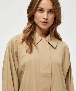 Minus Femme Manteau Court Sand -SOLDES D'ÉTÉ - Minus Fashion cfd05d8da71249b0943a09ee86ef7462