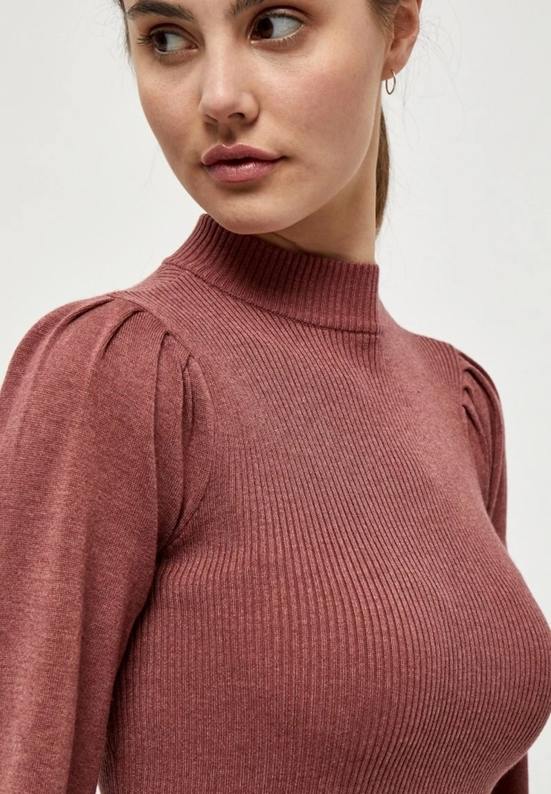 Minus MERINA Pullover Ruby Melange Femme 6 Minus MERINA Pullover Ruby Melange Femme – Image 4