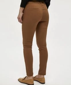 Minus Femme CARMA Chino Walnut Brown 8 Minus Femme CARMA Chino Walnut Brown -SOLDES D'ÉTÉ - Minus Fashion d28e06aa7ef7446398643e7bf442d249