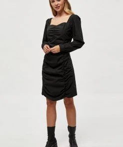 Minus Femme KATJA Robe De Soirée Black 7 Minus Femme KATJA Robe De Soirée Black -SOLDES D'ÉTÉ - Minus Fashion d3bb7924e80c406d8ca12802c9feebd7