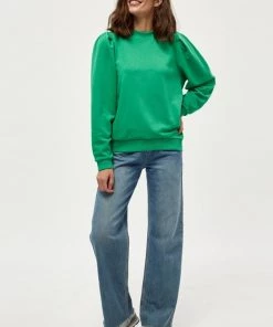 Minus Femme MIKA Sweatshirt Apple Green -SOLDES D'ÉTÉ - Minus Fashion d45a68e7b28947bbb9293b95a93eaa73
