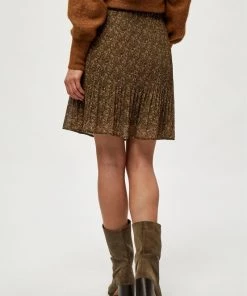 Minus RIKKA Jupe Plissée Dark Olive Dot Print Femme -SOLDES D'ÉTÉ - Minus Fashion d568e0da44ee491d8a73a68b18202ba9