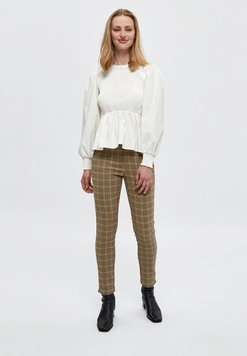 Minus Femme Chino Apple Green Checked 4 Minus Femme Chino Apple Green Checked – Image 2