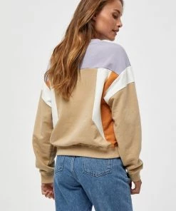 Minus Femme Sweatshirt Warm Sand -SOLDES D'ÉTÉ - Minus Fashion d87a5cc21b6c4c5d902e802b96c2b903