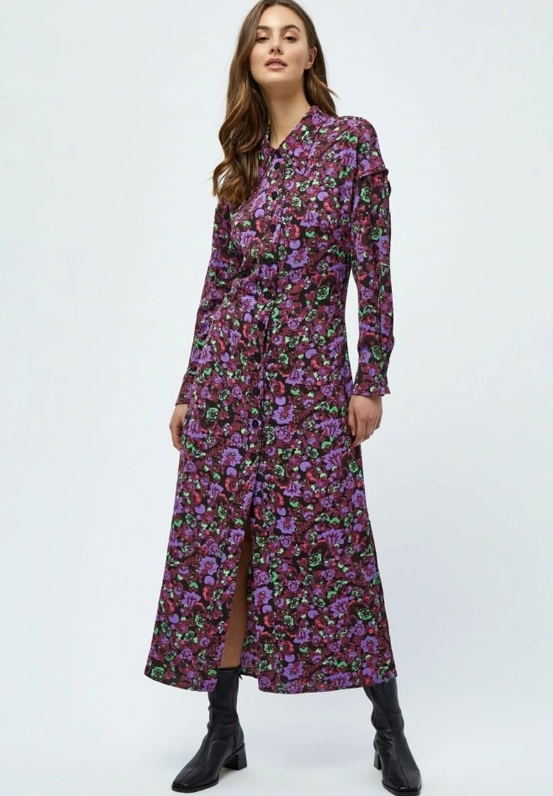 Minus Femme SADIA Robe Chemise Rasberry Bloom Print 3 Minus Femme SADIA Robe Chemise Rasberry Bloom Print