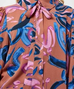 Minus Femme Blouse Magenta Flower Print -SOLDES D'ÉTÉ - Minus Fashion db19157ba3314004beb3ae4e6863c2e2