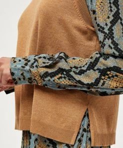 Minus AUGUSTA Veste Sans Manches Almond Melange Femme 9 Minus AUGUSTA Veste Sans Manches Almond Melange Femme -SOLDES D'ÉTÉ - Minus Fashion e1cfd72fed8f49c9a63e43e0dc891fd4