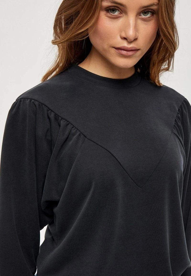 Minus SANDY LONG SLEEVE TEE T Shirt à Manches Longues Black Femme 6 Minus SANDY LONG SLEEVE TEE T Shirt à Manches Longues Black Femme – Image 4