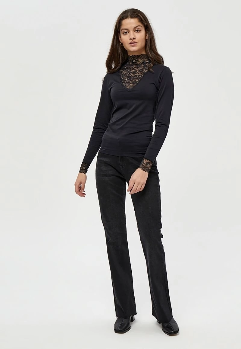 Minus Femme VANESSA Blouse Black 4 Minus Femme VANESSA Blouse Black – Image 2