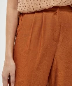 Minus Femme Pantalon Classique Burned Hazel -SOLDES D'ÉTÉ - Minus Fashion e3e3a2efc656401d8afd9e01efa6f9e2