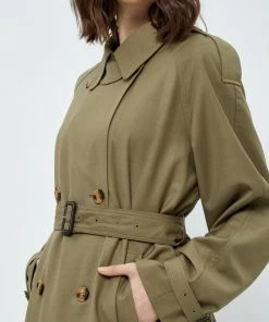 Minus HORIZON Trench Khaki Femme 12 Minus HORIZON Trench Khaki Femme -SOLDES D'ÉTÉ - Minus Fashion e68f323b0bce420e9dd25fde11377331