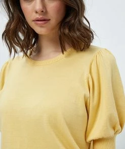 Minus LIVA T Shirt Basique Yellow Straw Femme -SOLDES D'ÉTÉ - Minus Fashion e9167c8353b34cccae76d96dc4efdeb9