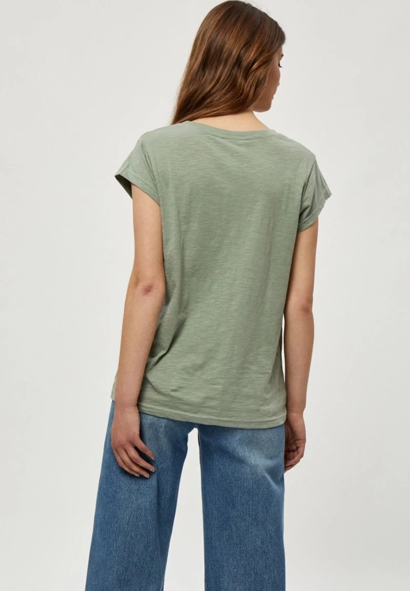 Minus Femme LETI T Shirt Basique Green Bay 5 Minus Femme LETI T Shirt Basique Green Bay – Image 3