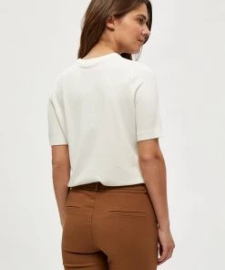 Minus PAMELA T Shirt Basique Broken White Femme 8 Minus PAMELA T Shirt Basique Broken White Femme -SOLDES D'ÉTÉ - Minus Fashion f32cf1d3a819423f8215751d569fbe6c