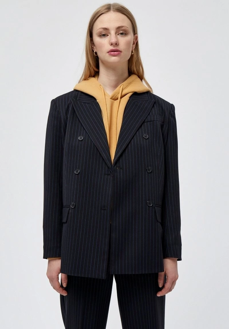Minus EMBRY Blazer Black Pinstriped Femme 3 Minus EMBRY Blazer Black Pinstriped Femme