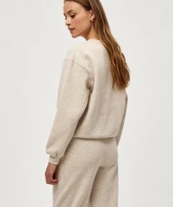 Minus Femme Sweatshirt Sand Melange -SOLDES D'ÉTÉ - Minus Fashion f6b7794b12d84ce2b4bf3a1aa332f4fe