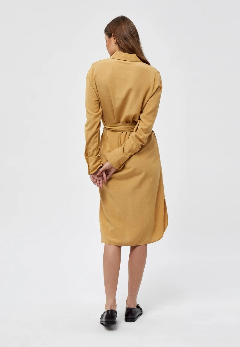 Minus Robe Chemise Prairie Sand Femme 5 Minus Robe Chemise Prairie Sand Femme – Image 3