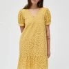 Minus Femme VILMA Robe De Jour Cornbutter -SOLDES D'ÉTÉ - Minus Fashion f83fff6de8cb40d7ad2803b3f077b3a7