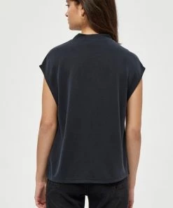 Minus MENA T Shirt Basique Black Femme 9 Minus MENA T Shirt Basique Black Femme -SOLDES D'ÉTÉ - Minus Fashion f92acb1e65cc45c9bdea7a5cfd9120e6