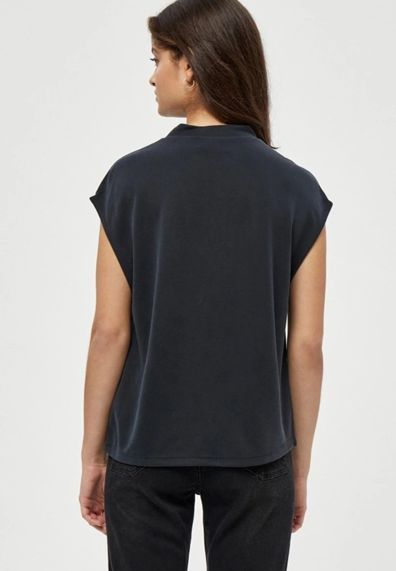 Minus MENA T Shirt Basique Black Femme 5 Minus MENA T Shirt Basique Black Femme – Image 3