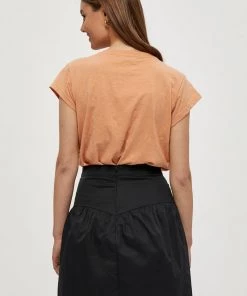 Minus LETI T Shirt Basique Tropical Peach Femme 8 Minus LETI T Shirt Basique Tropical Peach Femme -SOLDES D'ÉTÉ - Minus Fashion fb23342ddd6f4c96b86f92e0288f4335