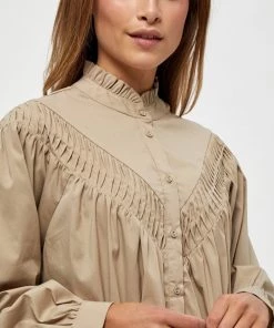 Minus Femme SHERIDAN Chemisier Feather Gray 9 Minus Femme SHERIDAN Chemisier Feather Gray -SOLDES D'ÉTÉ - Minus Fashion fd16e6700f534574b20aaa970cebb14b