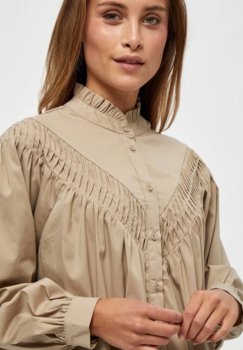 Minus Femme SHERIDAN Chemisier Feather Gray 6 Minus Femme SHERIDAN Chemisier Feather Gray – Image 4