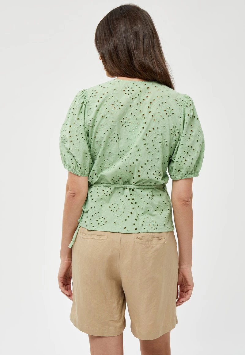 Minus Femme IDALIA Blouse Matcha Ice 5 Minus Femme IDALIA Blouse Matcha Ice – Image 3
